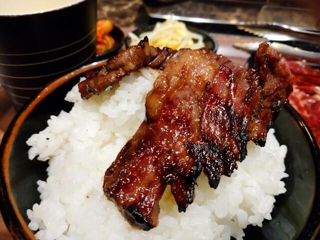 Hitori Yakiniku Ajien