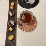 エヴォリュエ - 