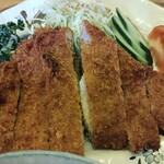 ハングリーボックスユキ - とんかつ定食のとんかつ