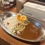 ポークビンダルー食べる副大統領 - ポークビンダルー