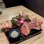 焼肉＆BAR 十炭 - 