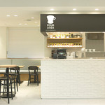 プアオーバー 横浜店