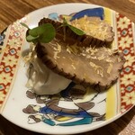 博多ほたる - （５）【肴】いぶりがっこと塩昆布クリームチーズ