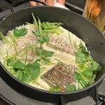 炉端焼き燻銀 - 南部鉄器で炊き上げる鯛めし