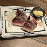 炉端焼き燻銀 - 戻りガツオの黒焼き