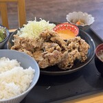 孫兵衛 - 唐揚げ定食（900円）