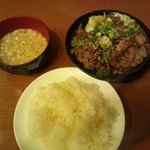 Umaimon Ya - ライス＆味噌汁お替りし放題!!!ボリューム満点(^^)