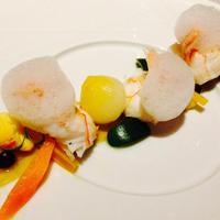ラ メゾン ドゥ グラシアニ 神戸北野 - ラングスティーヌのポッシェ、サフランのジュレとエキゾチックな野菜のグレックと共に