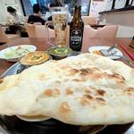 カレー＆居酒屋 ニコニコ - ネパールビールセット￥1815