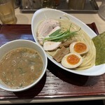 麺 ヒキュウ - 
