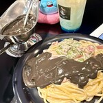 スクウェア・エニックス カフェ東京 - ソースをかけて夜にします（笑）