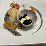 鰻割烹 伊豆栄 - 中皿