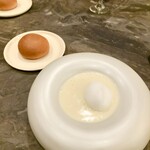 スープとカレー ボンジョルネ - ●スープ&パン
      カリフラワーのポタージュ
      ビーツのパン