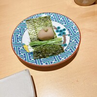 地葉 栄 - うずらの卵と芽ネギ