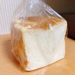 Ｂｒｅａｄ Ｃｒａｆｔ　オオウラ - ミルク食パン