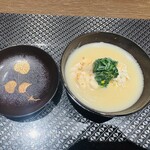 鮨あさひ - 碗もの。カニと白子、ほうれん草が入っており、絶品です。