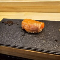 鮨処 凜 - 白老の生サーモンです。