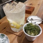 酒呑蕎食〆タグル - レモンサワーとお通し
