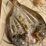 海の日  - シズ(豆鯛)の干物。初めてでしたが、脂が乗って美味しかった