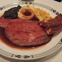 ロウリーズ・ザ・プライムリブ 恵比寿ガーデンプレイス店 - 