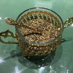 インド宮廷料理 Mashal - フェンネルもひと手間咥えられたヤツでした