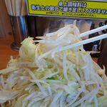 豚山  - 小ぶた（豚５枚、野菜マシマシ）1,200円