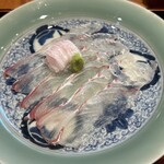 日本料理 別府 廣門 - 寒ヒラメ　佐伯鶴見市場　お造り