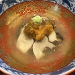 日本料理 別府 廣門 - 蒸し鮑　ウニ　すだち