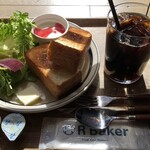 アールベイカー 岡山駅前店 - 