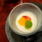 大新園 - 杏仁豆腐