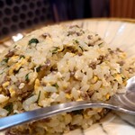 酒ト飯 ヤマダ - 大葉と挽肉の焼飯