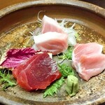 和食処 大ばん - 大間の本鮪刺(赤身と大トロ)