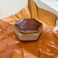 Florilege - 幸せの焦がしバターサンド(３個入り2470円、送料別)