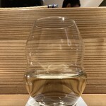 鮨 かうと - グラスワイン白✨プリミ・ソリ  トレッビアーノ✨