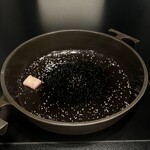 281528587 - 
