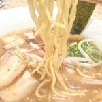 麺屋 おおやま - 中細ちぢれ麺