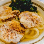 ヨコクラうどん - 鶏チャー葱炙油うどん