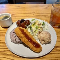 W Toranomon -the market- - 