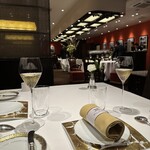 メゾン ポール・ボキューズ - 