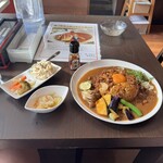 カレーの赤田屋 - 