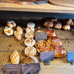 丘の上のパン屋 - 