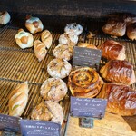 丘の上のパン屋 - 