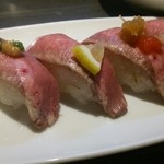 牛たん炭焼き 利久 - 