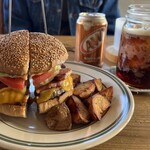 ダコタ ラスティック テーブル - 