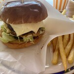 T-1's バーガーカフェ - 
