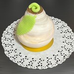 洋菓子ヴィヨン - 壺型バウムクーヘン　洋梨