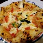 ニイガタ ピッツェリア ベントエマーレ - 