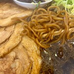 麺武 はちまき屋 - チャーシュー柔らか最高だわ