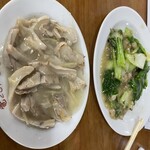 第一亭 - 奥は青菜炒め