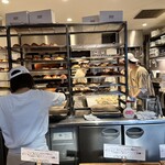 PARKER HOUSE BUTTER ROLL - 最終日も店内は活気に溢れていた